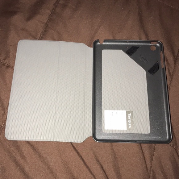 Targus iPad mini case black and gray pre owned - Picture 2 of 3